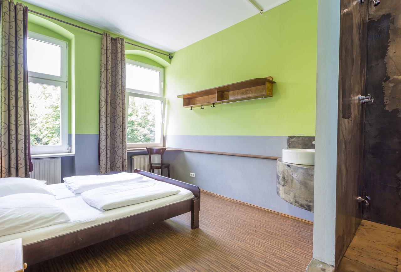 Sunflower Albergue