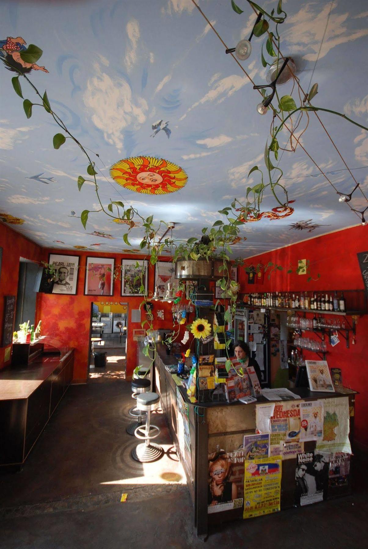 Sunflower Albergue *